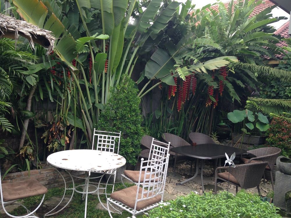 Venezia Homestay And Garden Yogyakarta Extérieur photo