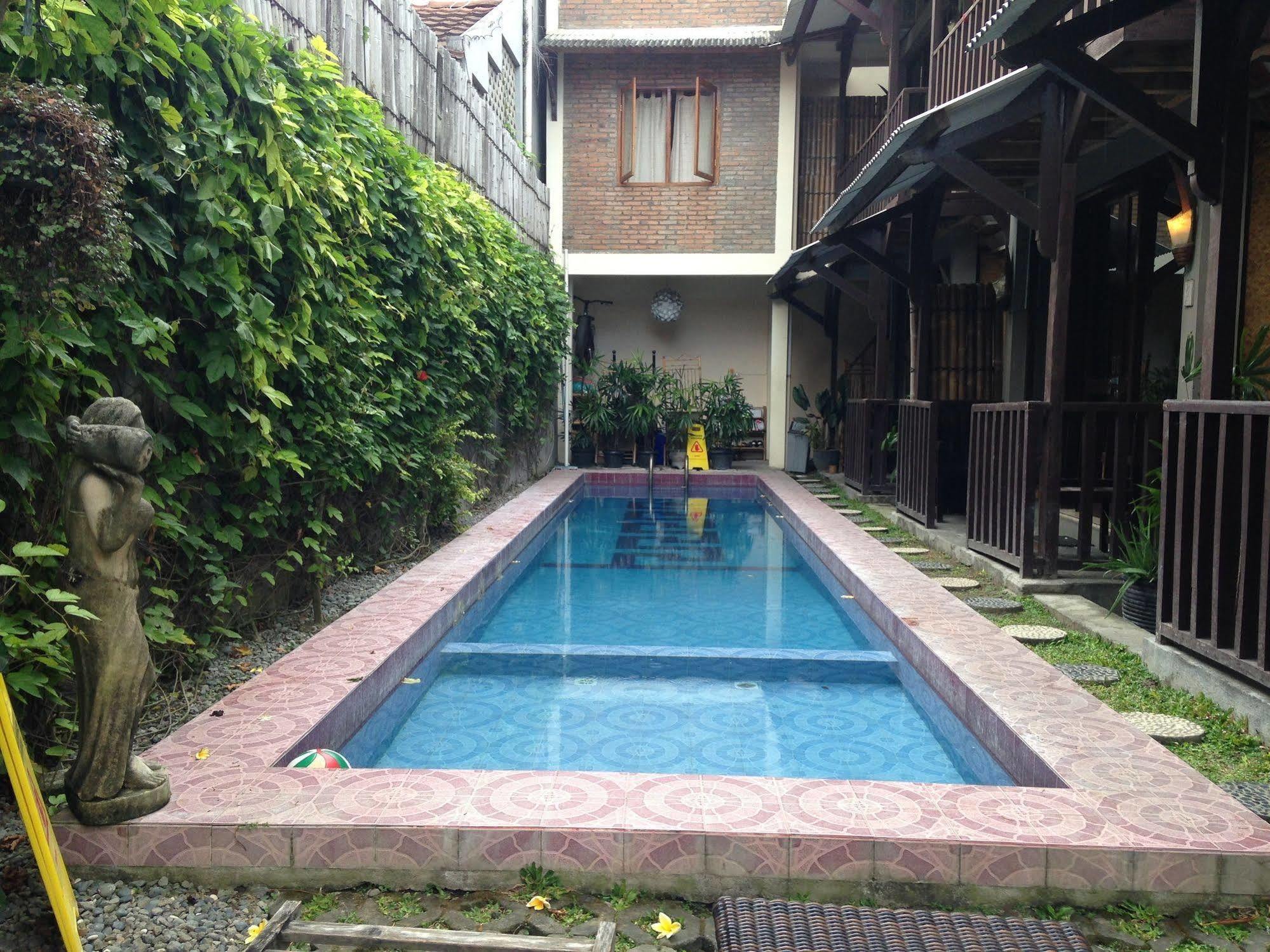 Venezia Homestay And Garden Yogyakarta Extérieur photo
